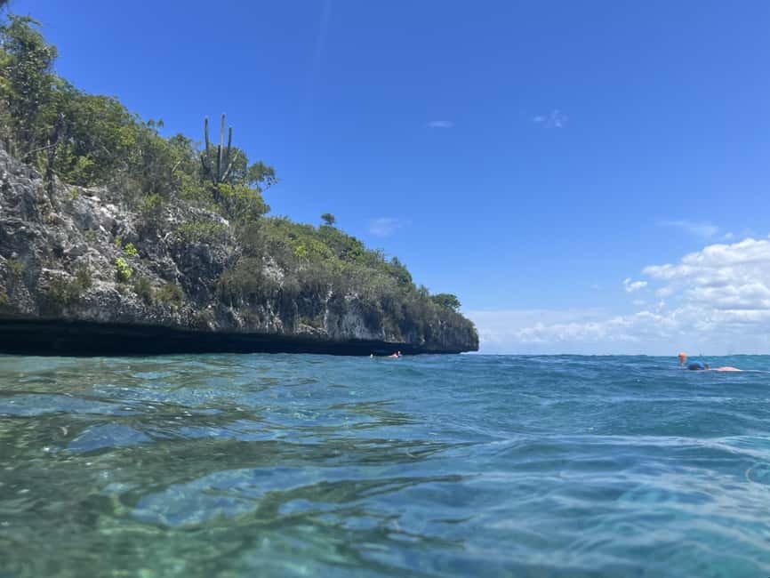 La Romana: Catalina Island for Mein Schiff Cruise Passengers - The Chavón River ride home