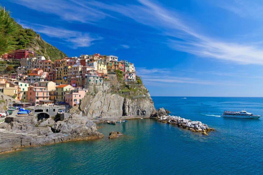 La Spezia: Cinque Terre Private Trip for Cruise Passengers - Train travel gets you into the villages quickly