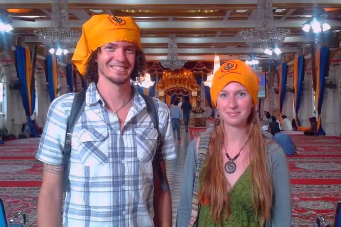 Laem Chabang Shore Excursion : Shopping, Massage & Food Tasting - Wat Traimit and Bangkok’s Chinese Quarter