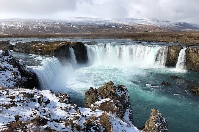 Lake Myvatn and Godafoss Waterfall for Cruise Ships from Husavik - From Húsavík harbor to the Waterfall of the Gods