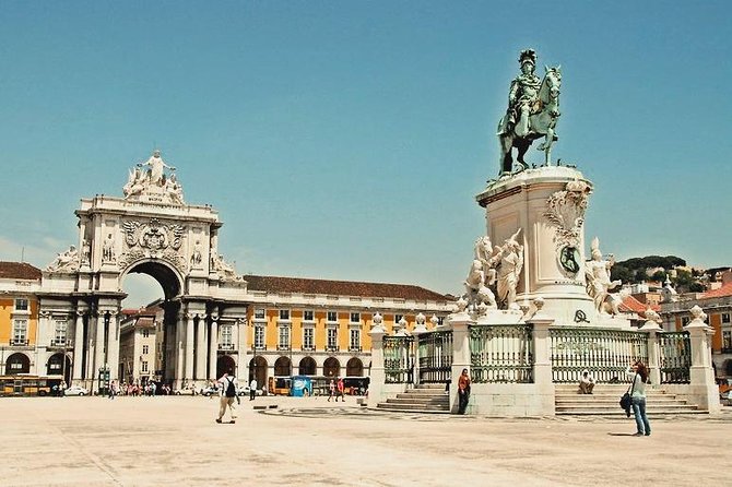 Lisbon Shore Excursion: Private Lisbon, Sesimbra and Arrábida with Wine Tasting - Why this route works well from Lisbon’s port