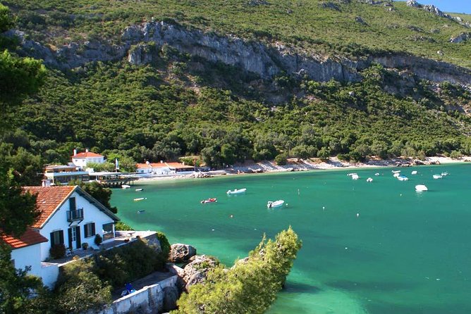 Lisbon Shore Excursion: Private Lisbon, Sesimbra and Arrábida with Wine Tasting - Cabo Espichel is the scenic high point