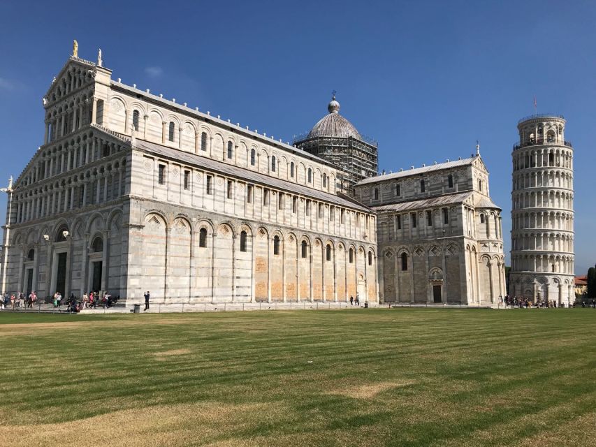 Livorno: Full-Day Private Shore Excursion to Pisa & Lucca - Mercedes comfort and private timing