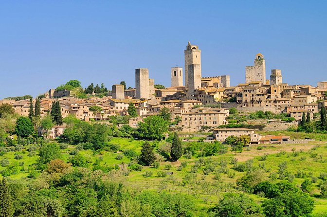 Livorno Shore Excursion: Private Day Trip to Siena and San Gimignano - Should you book the Siena and San Gimignano trip?