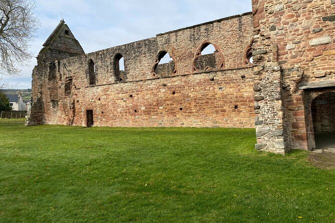 loch Ness, Inverness and Outlander Sites From Invergordon Port - A full Highland day from Invergordon