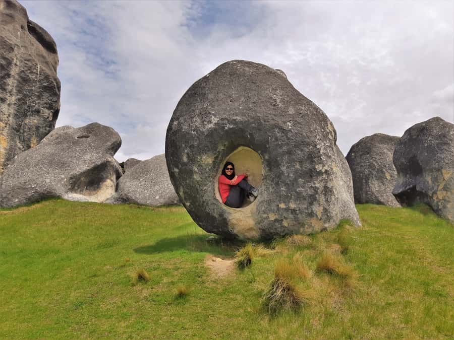 Lyttelton: Shore Excursion, Castle Hill & Inland Canterbury - Three and a half hours among the limestone boulders