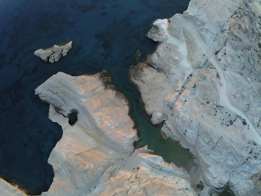 Milos: Dream Shore Excursion Sarakiniko, Plaka & Catacombs - Starting at Adamas port with a private driver