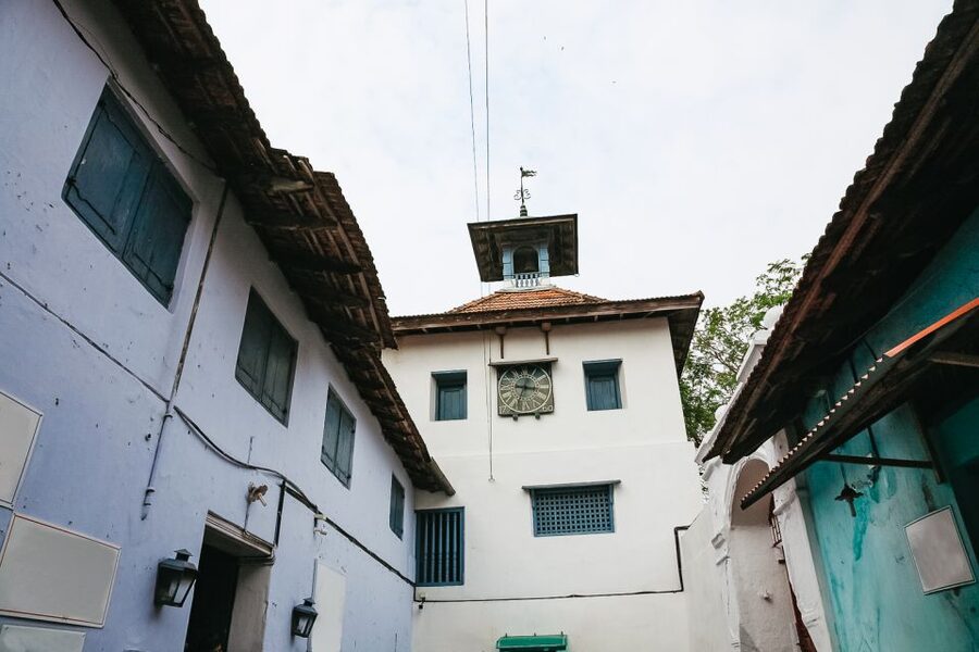 Mumbai Shore Excursion - Girgaum ISKCON Temple closes the route