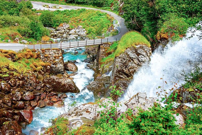 Olden Shore Excursion: the Amazing Briksdal Glacier - Troll cars and mobility concerns