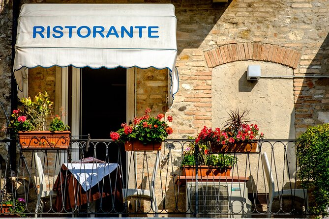 One Day Rome Exploration for Cruise Passengers from Civitavecchia - Vehicle comfort, group size, and the return ride