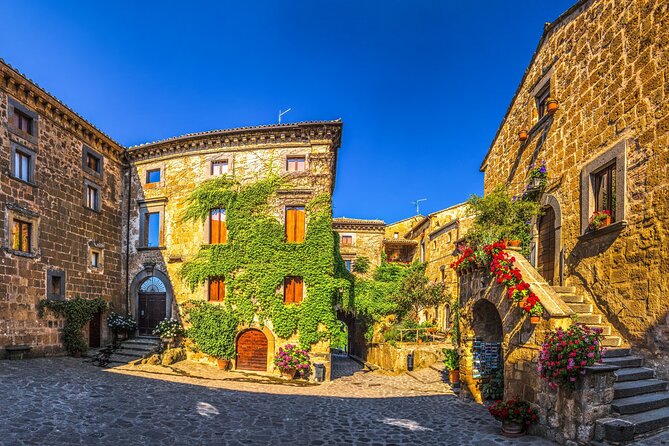 Orvieto and Civita di Bagnoregio from Civitavecchia - Private Tour - Optional wine tasting at Cantine Neri