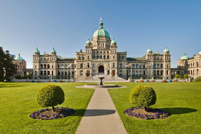 Pedicab Tour of Victoria from Cruise Ship Terminal - Beacon Hill Park by bicycle path