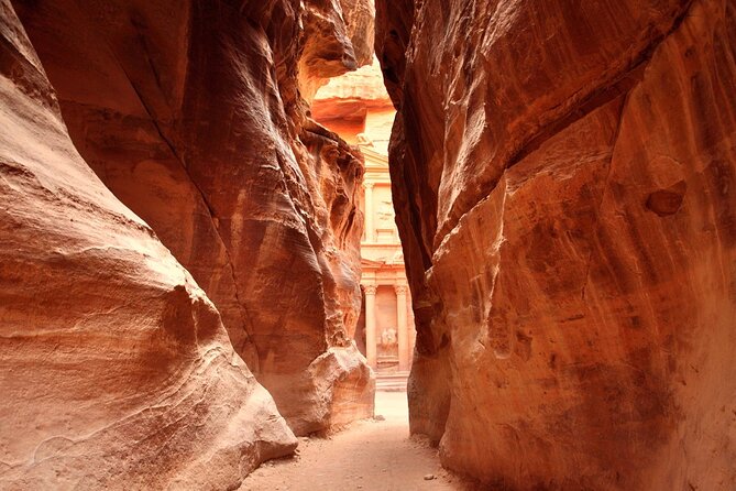 Petra One Day Tour From Aqaba / Aqaba Port ( Cruise Ship) - Entering Petra with only three to four hours