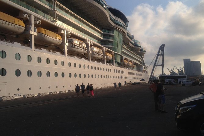Pisa & Florence highlights shore excursion from Livorno port - What the private vehicle changes