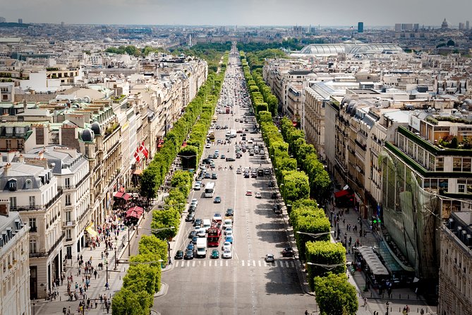 Private 10-hour Shore Excursion to Paris from Le Havre (official guide in Paris) - The four-hour guide makes the city readable