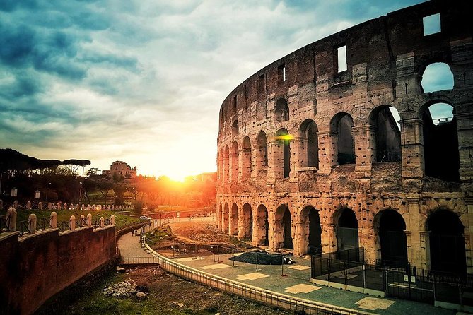 Private 8-hour Shore Excursion from Civitavecchia to Rome - Cruise port pick up - Trevi Fountain: a short stop with a big payoff