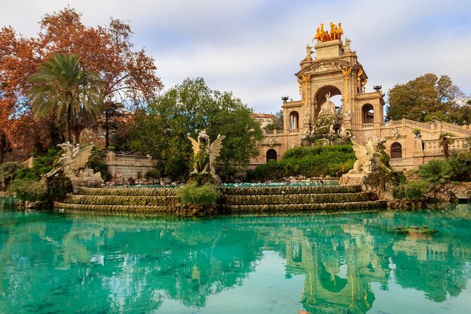 Private Airport Pickup & Scenic Tour of Barcelona - Sedan, Minivan, and Luggage Limits