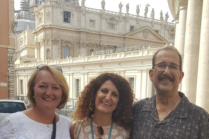 Private and Customisable tour of Rome from Civitavecchia - Piazza Venezia and the ancient Roman avenues