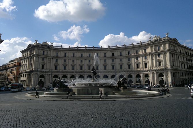 Private daytour of Rome from Civitavecchia port van Mercedes V - What the $659.67 group price really means