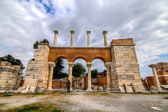 Private Ephesus Shore Excursion From Kusadasi Port - What the private guide and van add