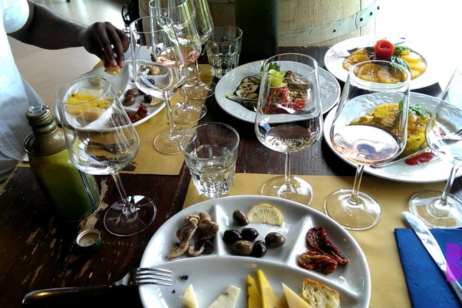 Private Etna tour from Messina Cruise Terminal+ Lunch at Winery - Honey, liqueur, and products from the volcano