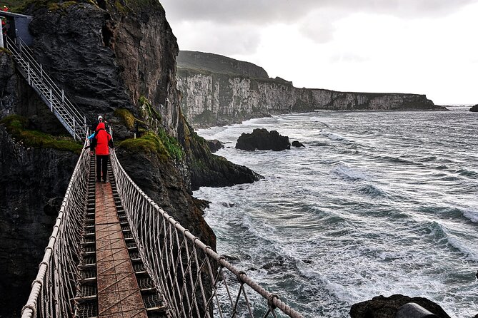 Private Giants Causeway Tour From Belfast Cruise Terminal - Carrick-a-Rede Rope Bridge: thrilling, but not automatic
