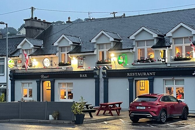 Private Guided Shore Excursions from Cobh - LUXURY Line MPV XL - Aghada offers a flexible lunch choice