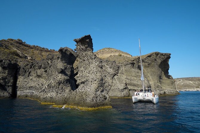 Private Luxury Santorini Catamaran Cruise with Port Pickup - Lunch beside Nea Kameni