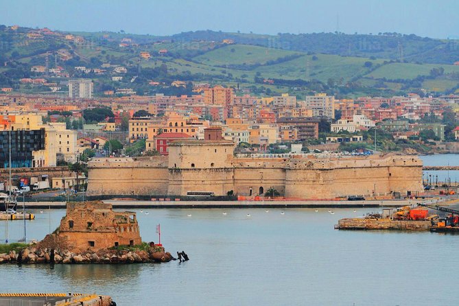 Private Luxury Transportation Between Rome and Civitavecchia Port - Why private transport helps at Civitavecchia