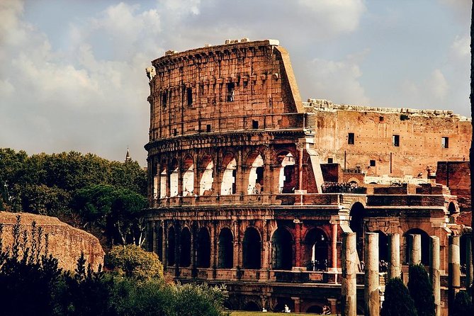 Private Luxury Transportation Between Rome and Civitavecchia Port - Communication is the main weak spot