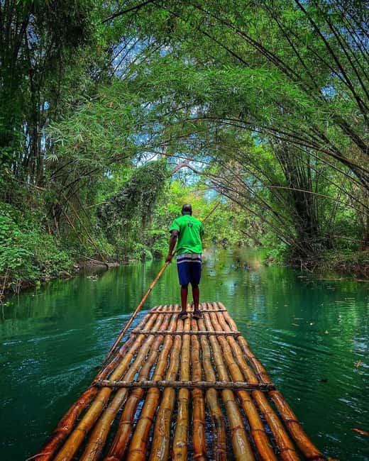 Private Martha Brae rafting tour from Falmouth cruise port - Why private transport adds value