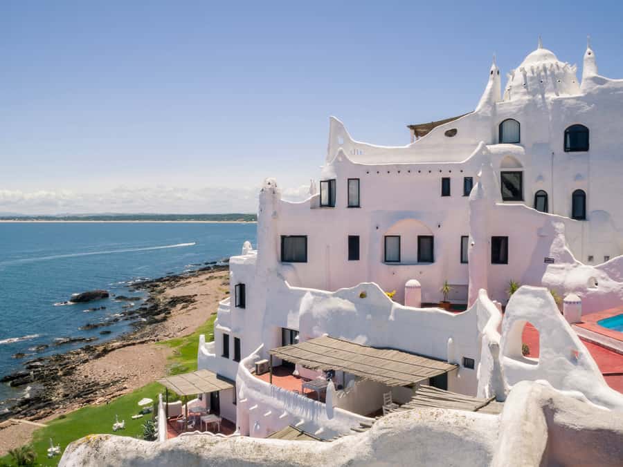 Private - Punta del Este City Tour for Cruisers - The 50-meter lighthouse from 1875