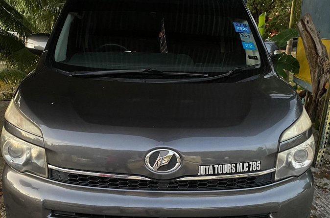 Private Sangsters Int. Airport Pickup to Montego Bay Resorts - Why the private format can be worth $25 per person