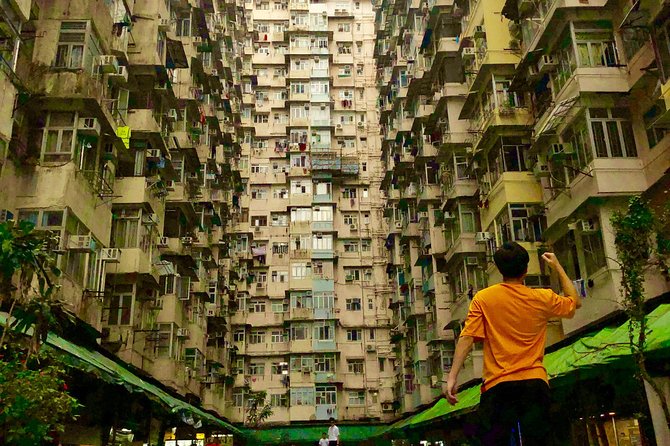 Private Shore Excursion: Customized 4-Hour Hong Kong City Tour - Hollywood Road and the narrow streets of the old city