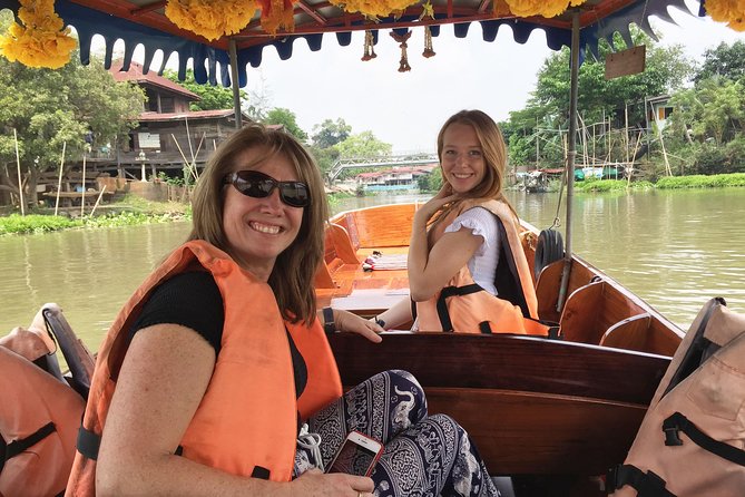 Private Tour from Laem Cha Bang Port to Ayutthaya World Heritage - Wat Mahathat and the Buddha head in the roots