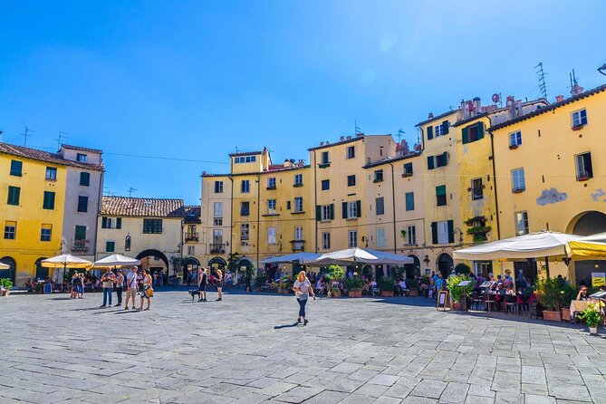 Private Tour to Pisa and Lucca from Livorno cruise port - Lunch and the road to Lucca