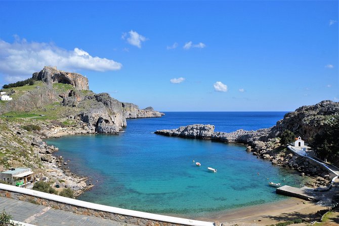 RHODES BEST FIRST IMPRESSION FOR CRUISE SHIP VISITORS - 4 people - Anthony Quinn Bay and the Crowds Problem