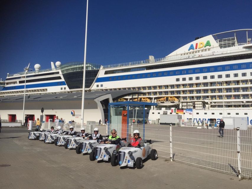 Rostock: Hot Rod Sightseeing Tour to Warnemünde - Who should choose a different outing
