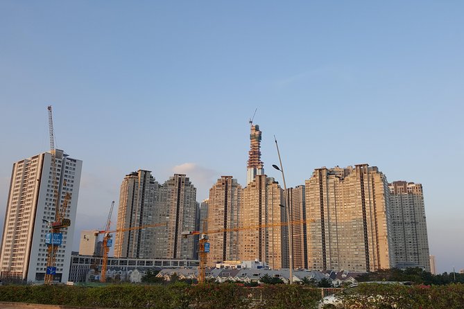 SAIGON SHORE EXCURSION: Special Saigon City Tour Full Day - Ho Chi Minh Square and the colonial center