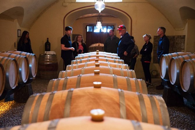 San Gimignano and Winery Experience with Lunch from Livorno - Lunch with Tuscan products
