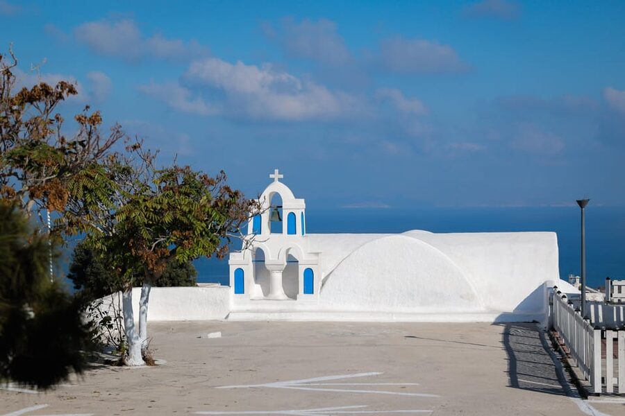 Santorini: 4hr Small Group Shore Excursion with Minimum Walk - Who will get the most from this tour