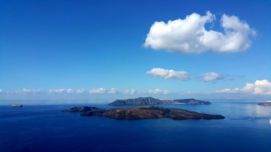 Santorini: 4hr Small Group Shore Excursion with Minimum Walk - The black-sand beach question