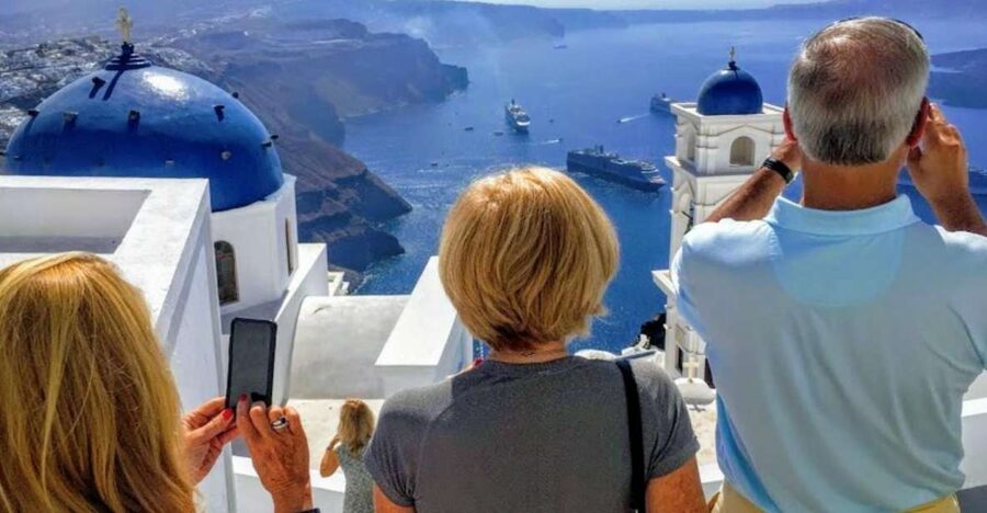 Santorini: 5-Hour Private Shore Excursion - Volcanic beaches at Perissa and Perivolos