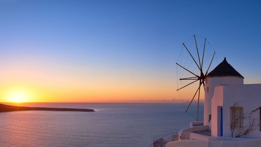 Santorini : Discover with Locals - Private Shore Excursion - What the private format is really worth