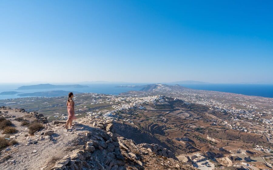 Santorini: Must See Private Tour (Shore Excursion) - Choosing a winery or Kamari Black Beach