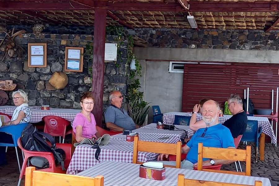 São Vicente: Highligts tour for cruise ship travelers - Calhau and a look at baby-turtle protection