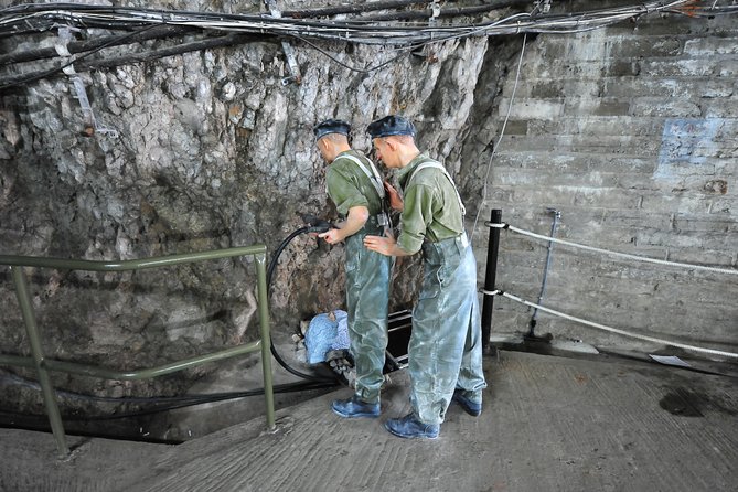 SHORE EXCURSION 3hrs Tunnel Tour - Why the tunnels make this Gibraltar tour different
