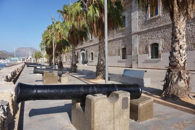 Shore Excursion: 4-Hour Cartagena Walking Tour - Modernist streets between the ancient sites