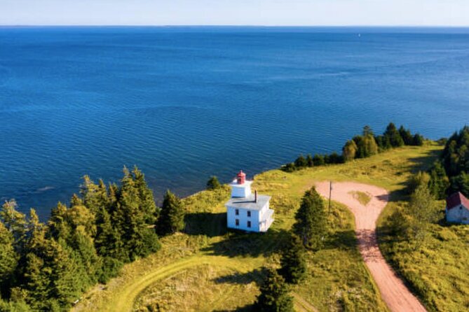 Shore Excursion: Charlottetown Highlights & Delights - What the vehicle format does well