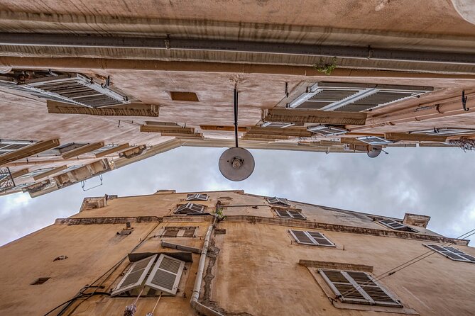 Shore Excursion Corfu: Local Bites, Panoramic Views & Old Town - A family-owned tasting stop with Corfiot flavor